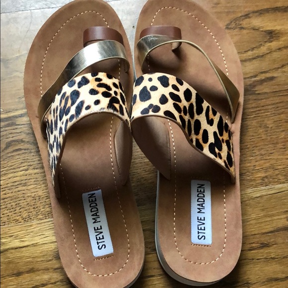 New Steve Madden Leopard print sandal - Picture 2 of 3